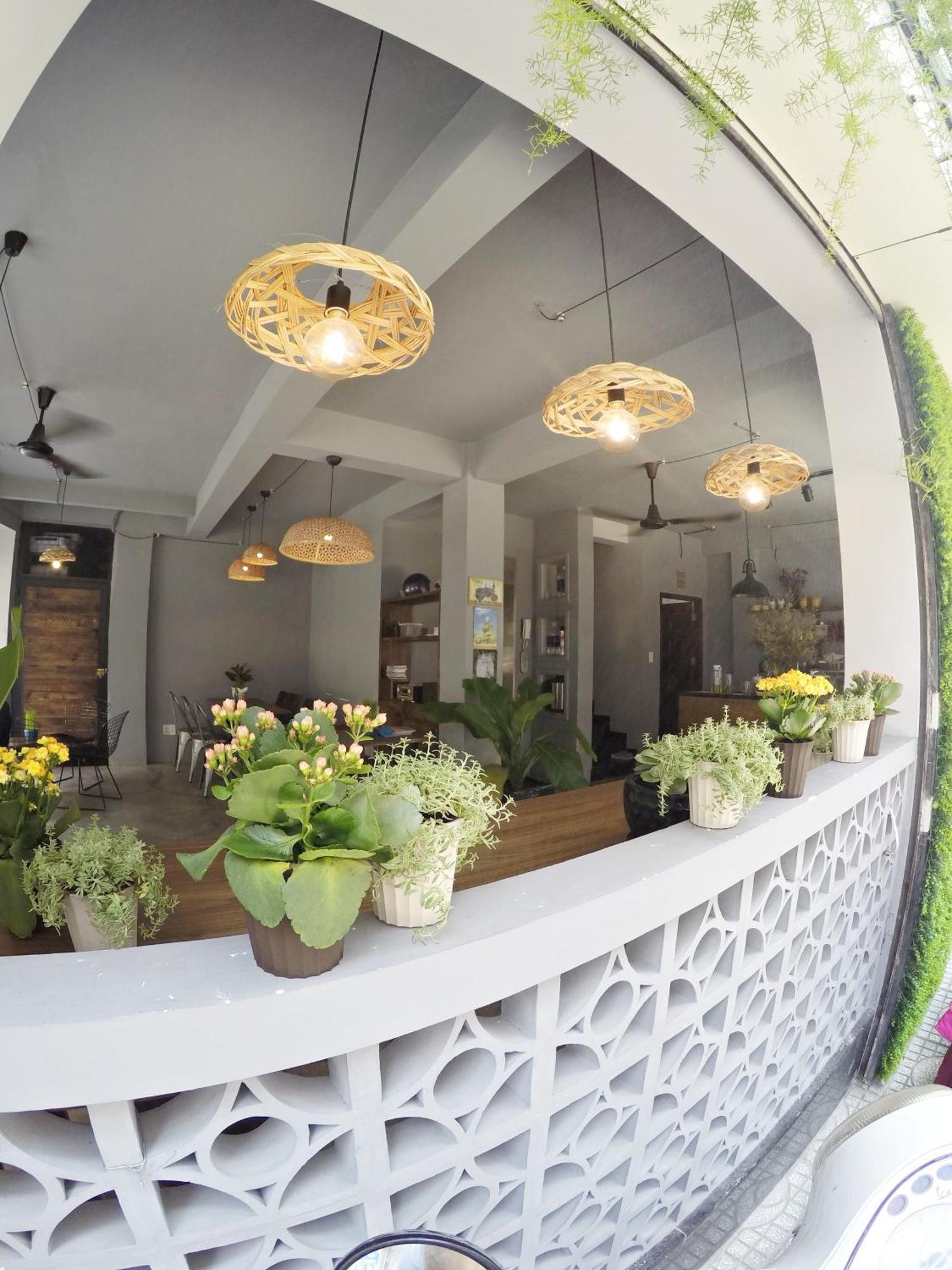Happy Coffee Guesthouse Ho Chi Minh City Bagian luar foto